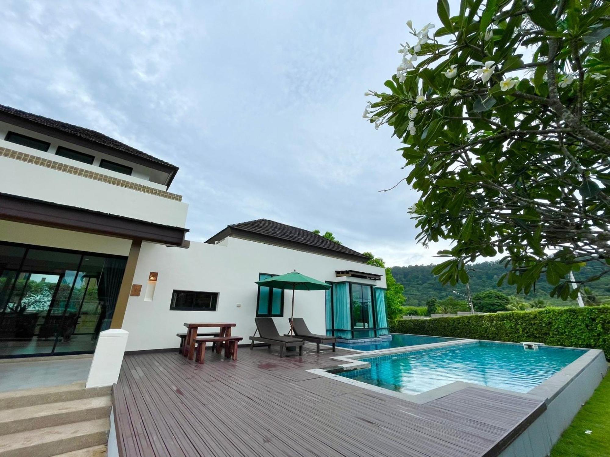 Pa Khlok Ozone Villa Phuket מראה חיצוני תמונה