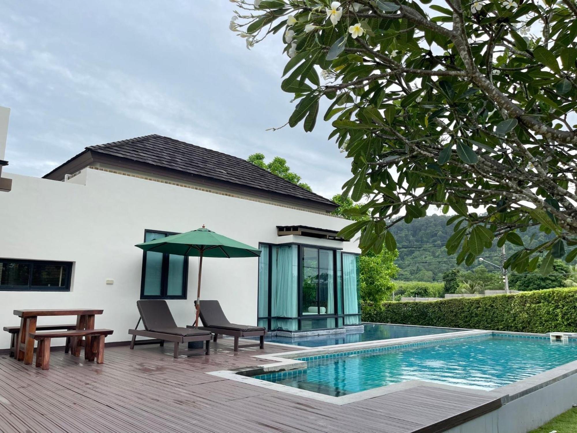 Pa Khlok Ozone Villa Phuket מראה חיצוני תמונה